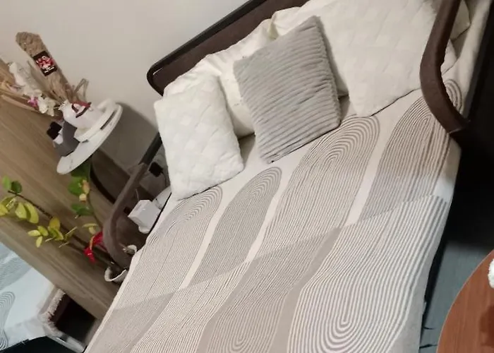 Shorestaycation Apartamento *